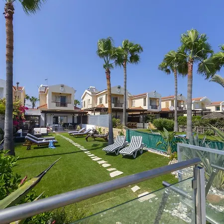 Meneou Beachfront 3 Kíti